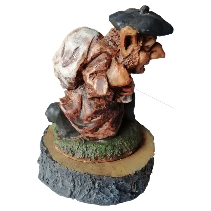 imagen figura personaje mitología asturiana Home del saco